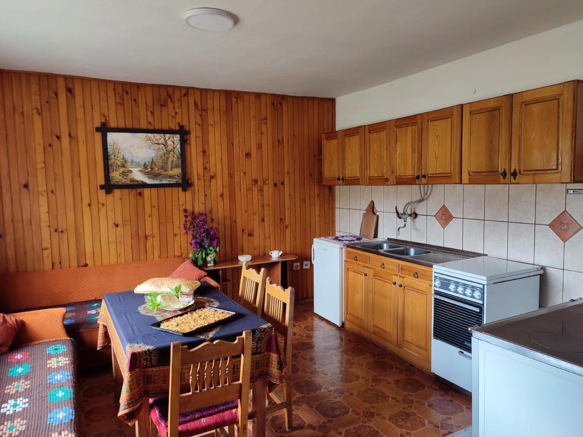 Cemerno Cottage Gacko Ngoại thất bức ảnh
