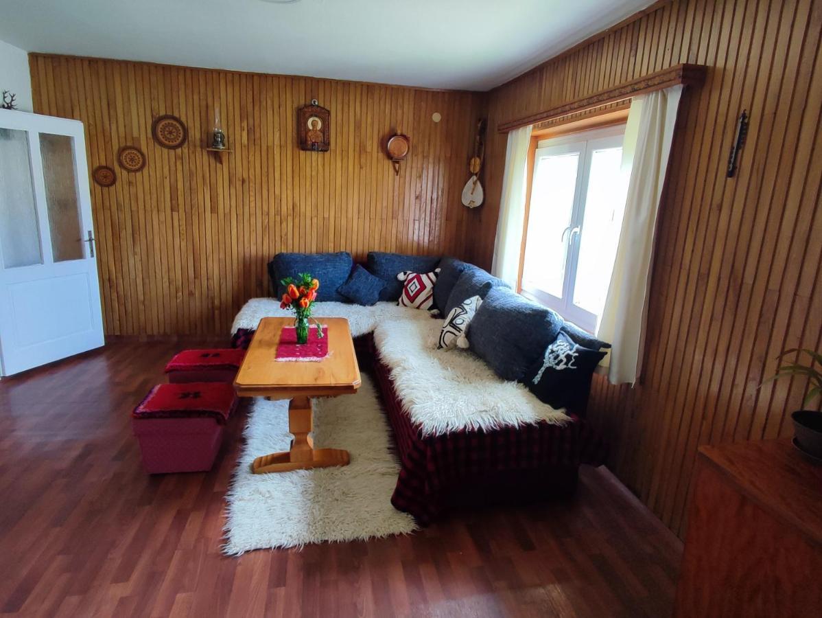 Cemerno Cottage Gacko Ngoại thất bức ảnh
